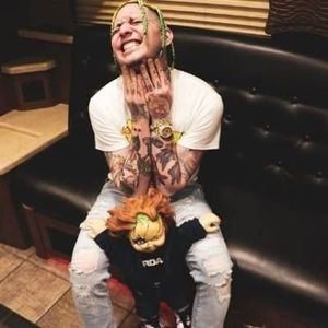 Meet your Posher, Lary